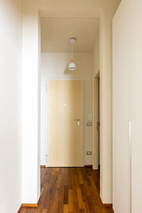 Suite In Via Del Pratello Болонья Экстерьер фото